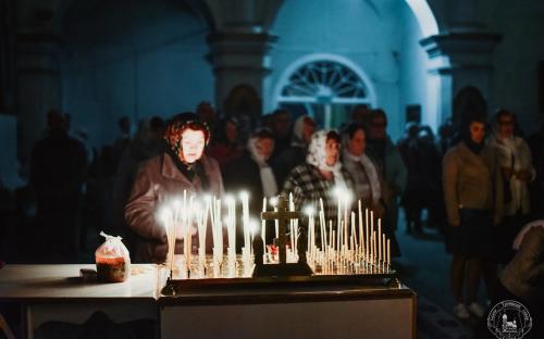 Светлое Христово Воскресение встретили на приходе Троицкого собора фото 8