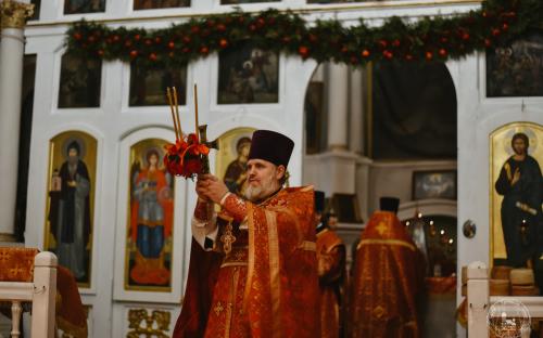 Светлое Христово Воскресение встретили на приходе Троицкого собора фото 16