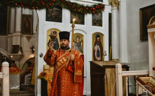 Светлое Христово Воскресение встретили на приходе Троицкого собора фото 32