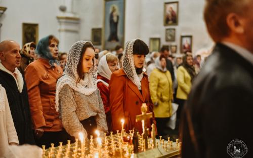 Светлое Христово Воскресение встретили на приходе Троицкого собора фото 43
