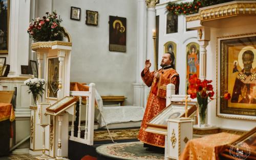 Светлое Христово Воскресение встретили на приходе Троицкого собора фото 44