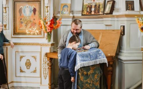 Праздник Успения Пресвятой Богородицы встретили с молитвой и добрыми делами фото 11