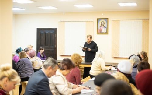 В воскресной школе прошла встреча с преподавателем Минской духовной семинарии