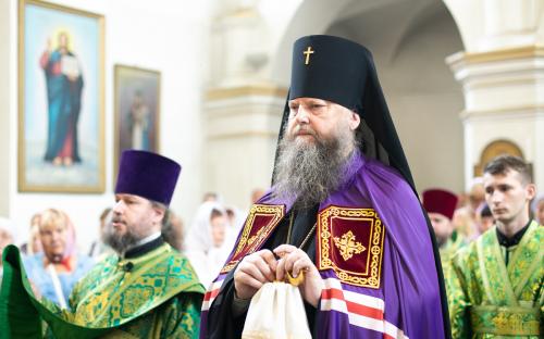 На приходе Троицкого собора молитвенно встретили престольный праздник фото 22