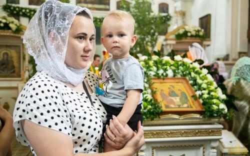 На приходе Троицкого собора молитвенно встретили престольный праздник фото 41