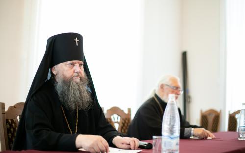 Священники прихода приняли участие в собрании духовенства Новогрудской епархии фото 16