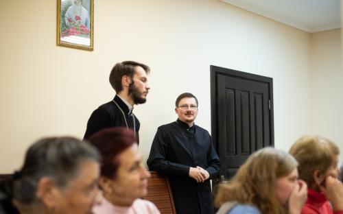 В воскресной школе прошла встреча с преподавателем Минской духовной семинарии фото 12