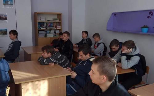 Священник Сергий Ярмолович посетил Слонимский профессионально-технический колледж фото 2